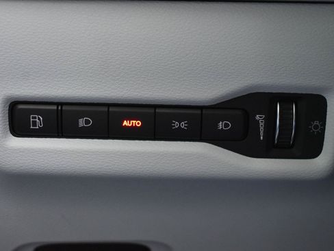 New 2026 Jeep Cherokee Overland w/ Advanced Pro Tech Group AWD/4WD image 21