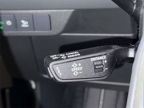 Used 2023 Audi Q4 e-tron Prestige w/ 20" Wheel Package image 31