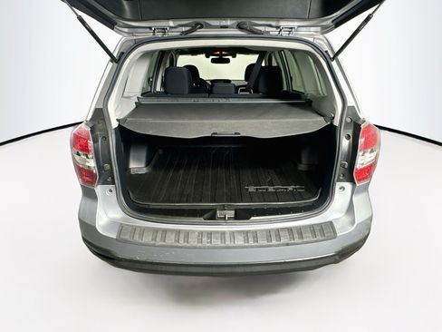 Used 2015 Subaru Forester 2.5i Premium AWD/4WD image 28