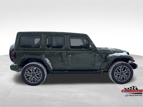 Used 2024 Jeep Wrangler High Altitude image 8