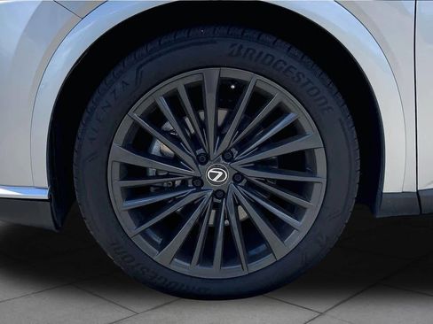 Used 2024 Lexus RX 350 Premium w/ Cold Area Package AWD/4WD image 11