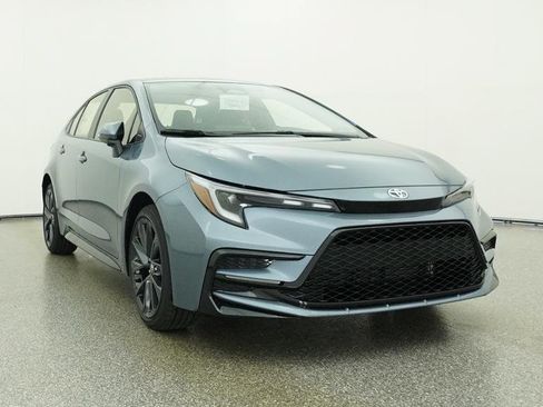 Used 2026 Toyota Corolla SE FWD image 7