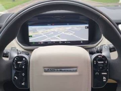 Used 2020 Land Rover Range Rover Sport HST image 10