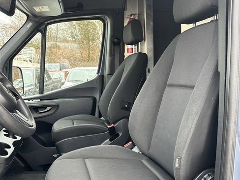 Used 2019 Mercedes-Benz Sprinter 144 Cargo image 12