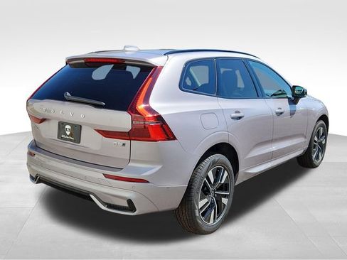 Certified 2026 Volvo XC60 B5 Plus w/ Climate Package AWD/4WD image 7