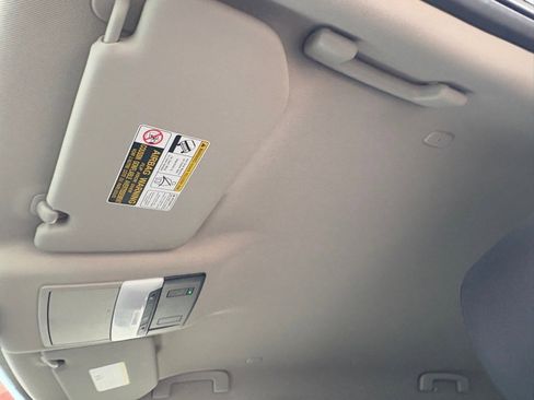 Certified 2023 Nissan Rogue SV image 33