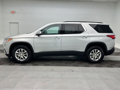 Used 2021 Chevrolet Traverse LT w/ LPO, Floor Liner Package image 2