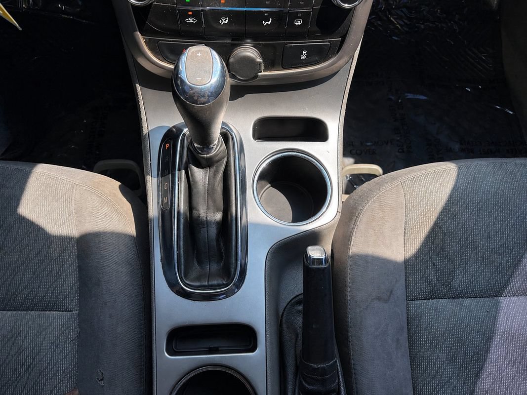 Used 2015 Chevrolet Malibu LS w/ Protection Package FWD image 12
