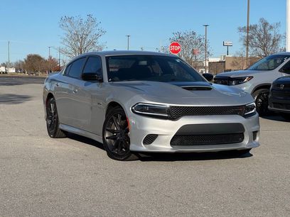 Used 2023 Dodge Charger R/T w/ Navigation & Travel Group