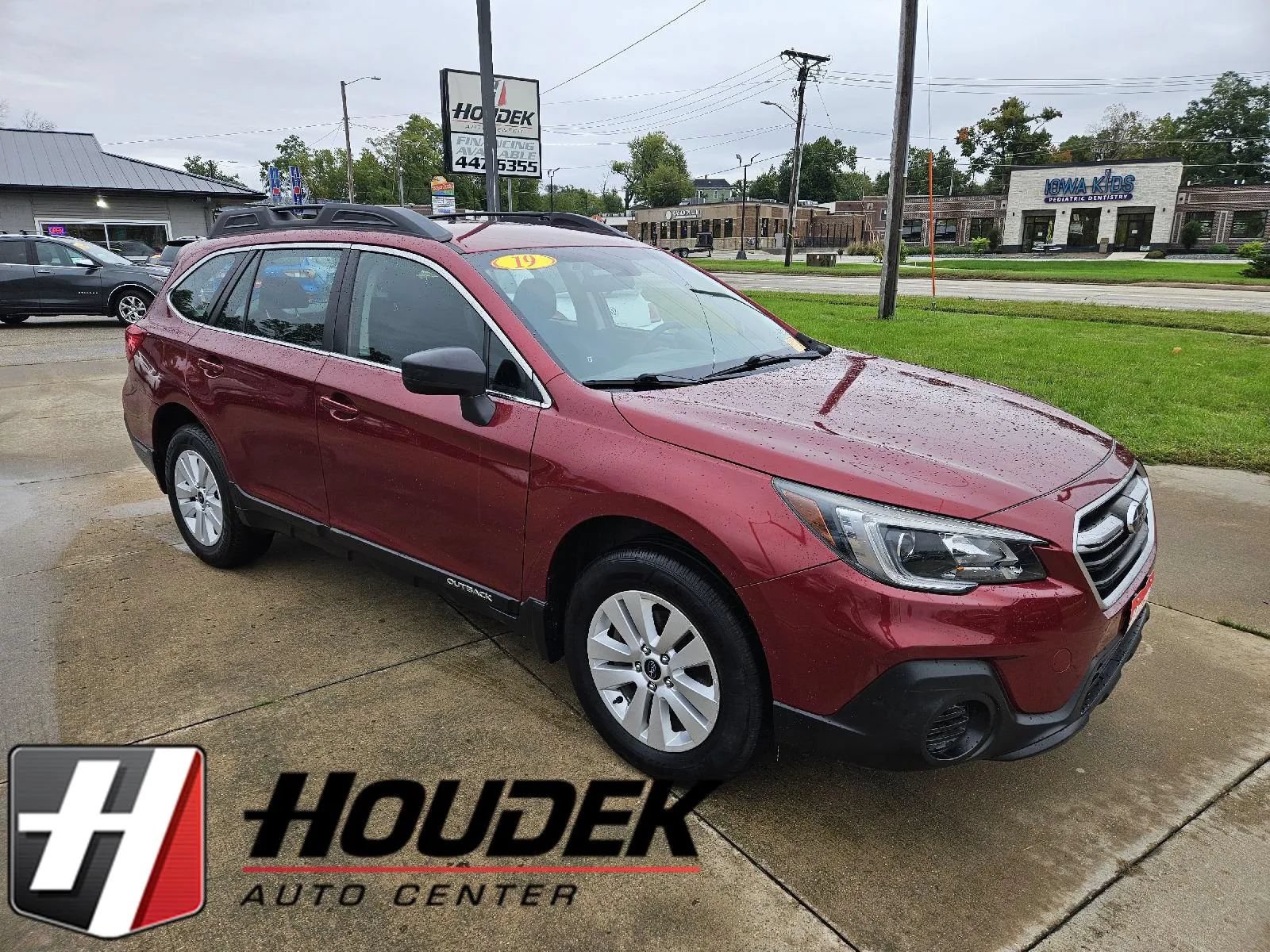 Used 2019 Subaru Outback 2.5i AWD/4WD image 1