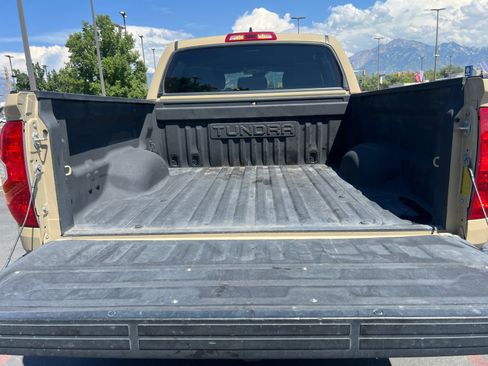Used 2020 Toyota Tundra SR5 w/ TRD Off-Road Package AWD/4WD image 25