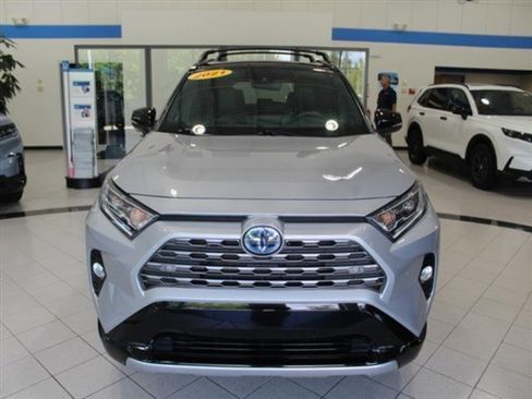 Used 2021 Toyota RAV4 XSE image 2