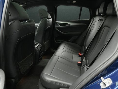 Used 2021 BMW X4 M40i image 15