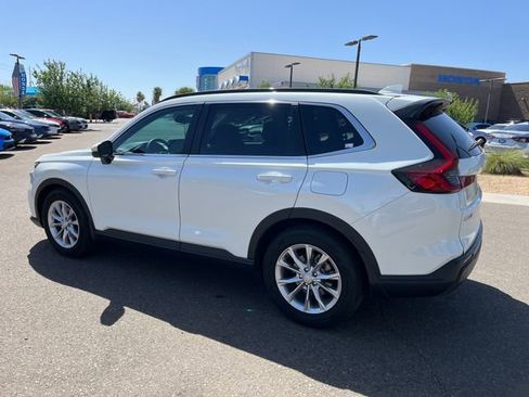 Used 2023 Honda CR-V EX image 4