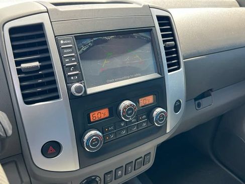 Used 2021 Nissan Frontier SV w/ Midnight Edition Floor Mats AWD/4WD image 22