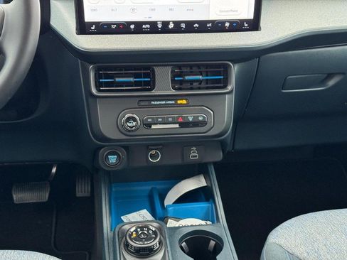 New 2025 Ford Maverick XLT w/ XLT Luxury Package FWD image 16