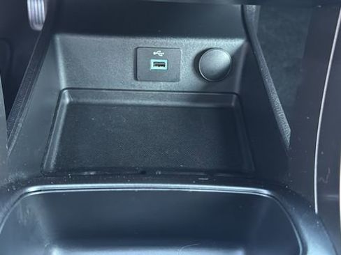 Used 2019 Ford Fusion S image 18