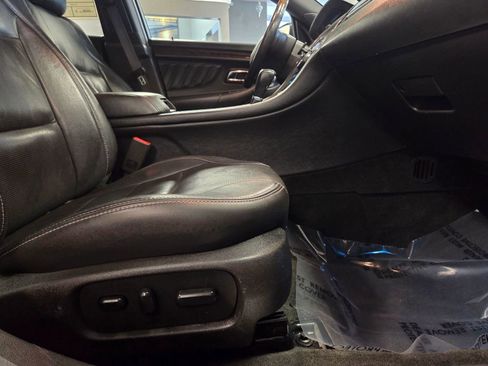 Used 2016 Ford Taurus Limited w/ Equipment Group 301A image 52