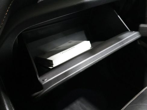 Used 2019 Chevrolet Traverse LT image 31