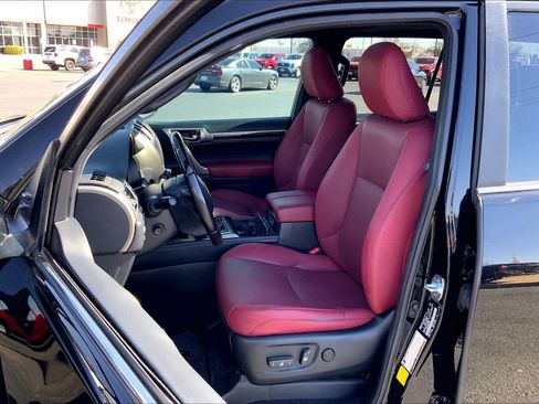 Used 2021 Lexus GX 460 Premium w/ Premium Package image 8