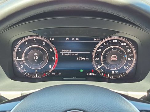 Used 2019 Volkswagen Atlas SEL R-Line FWD image 14