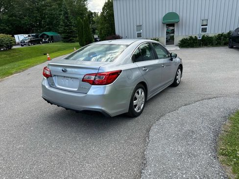 Used 2019 Subaru Legacy 2.5i image 5