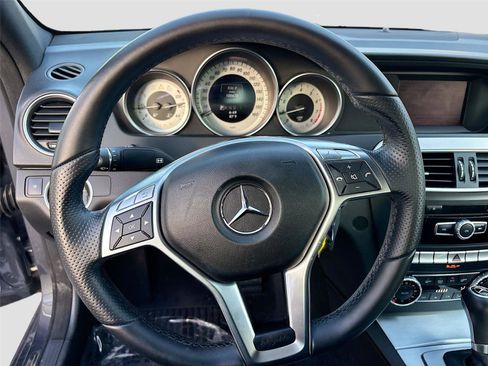 Used 2014 Mercedes-Benz C 250 Sedan image 11
