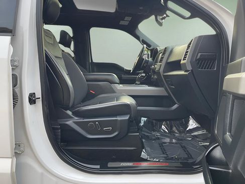 Used 2019 Ford F150 Raptor w/ Equipment Group 802A Luxury image 35