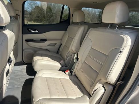 Used 2022 GMC Acadia Denali w/ Denali Ultimate Package image 29