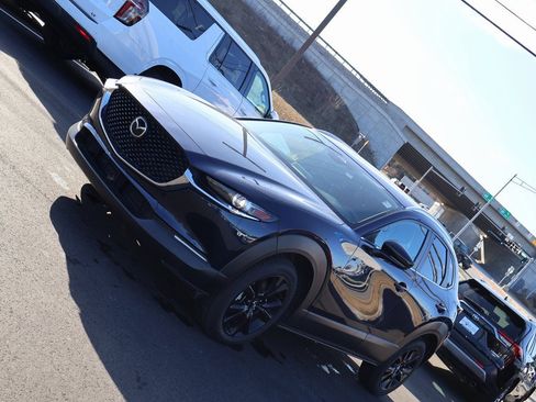 Used 2024 MAZDA CX-30 AWD 2.5 S w/ Select Sport Pkg image 3