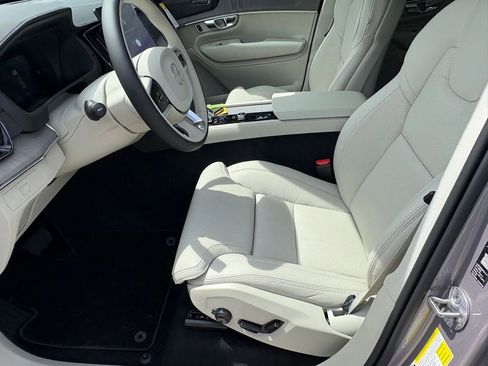 New 2026 Volvo XC90 B6 Ultra w/ Protection Package Premier AWD/4WD image 19