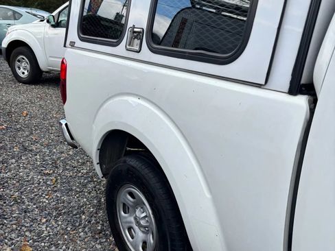 Used 2017 Nissan Frontier S image 15