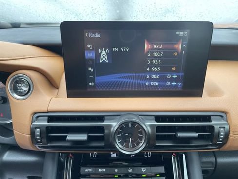 Used 2025 Lexus IS 350 F Sport RWD image 23