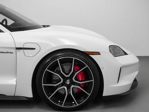 New 2025 Porsche Taycan 4S image 14