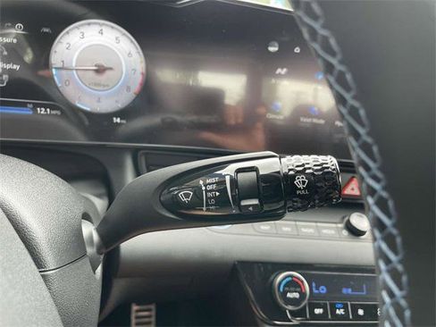 New 2025 Hyundai Elantra N image 31