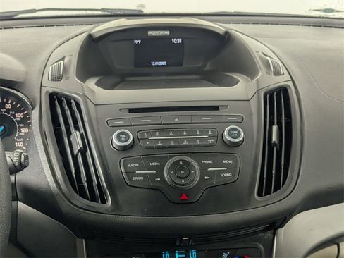 Used 2017 Ford Escape SE w/ SE Cold Weather Package image 19