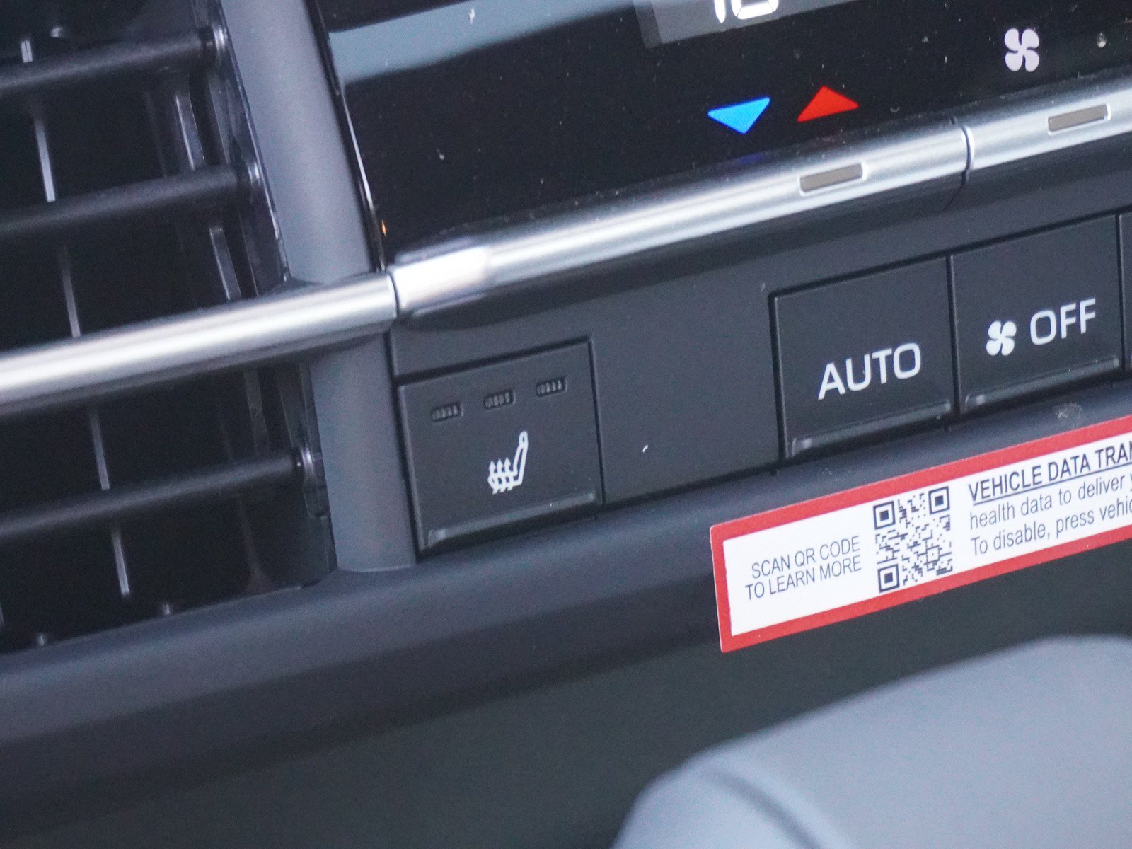 New 2026 Toyota Sienna XLE Woodland Edition AWD/4WD image 25
