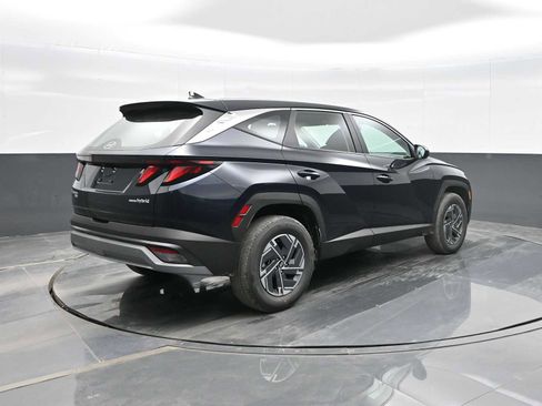 New 2026 Hyundai Tucson Blue SE image 7