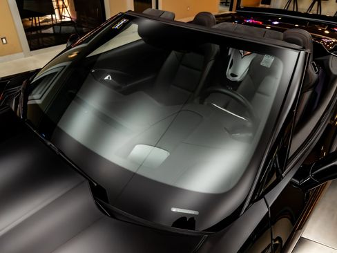 Used 2016 Chevrolet Corvette Z06 w/ 3LZ Preferred Equipment Group image 27