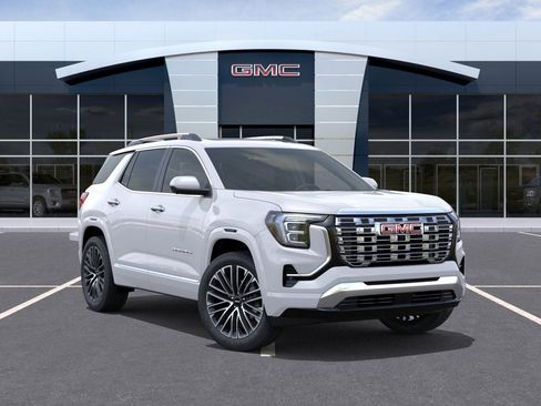 New 2026 GMC Terrain Denali w/ LPO, Floor Liner Package AWD/4WD image 7