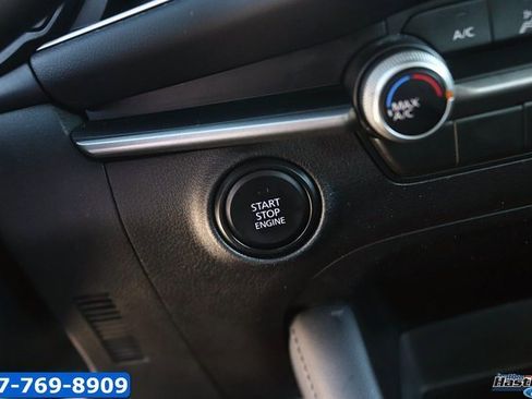 Used 2022 MAZDA MAZDA3 Sedan image 17