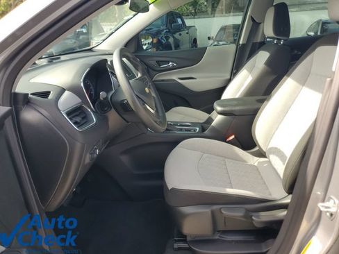 Used 2024 Chevrolet Equinox LS FWD image 16