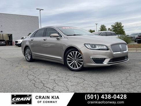 Used 2019 Lincoln MKZ Reserve image 1