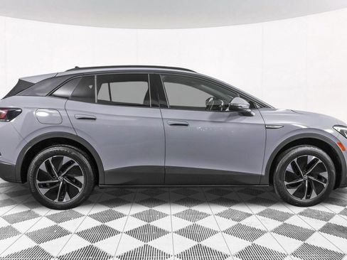 Used 2022 Volkswagen ID.4 Pro image 13