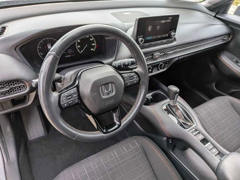 Used 2024 Honda HR-V Sport image 2