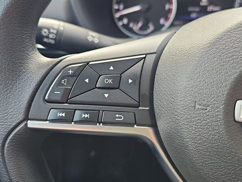 Certified 2024 Nissan Sentra SV image 10