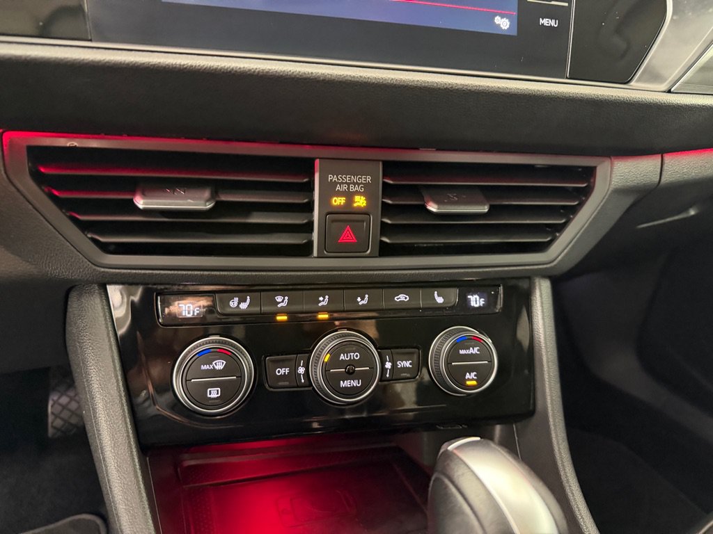 Used 2020 Volkswagen Jetta SEL FWD image 17