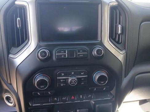 Used 2020 Chevrolet Silverado 1500 LT w/ All-Star Edition AWD/4WD image 11