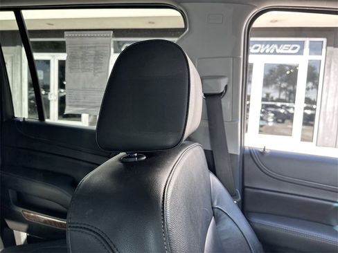 Used 2019 Chevrolet Suburban Premier w/ RST 6.2L Performance Edition image 21