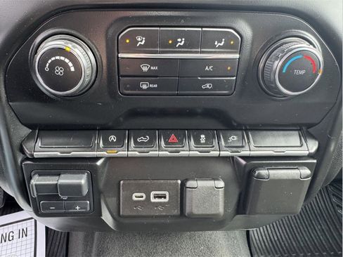 Used 2022 Chevrolet Silverado 1500 LT Trail Boss w/ Convenience Package II AWD/4WD image 86